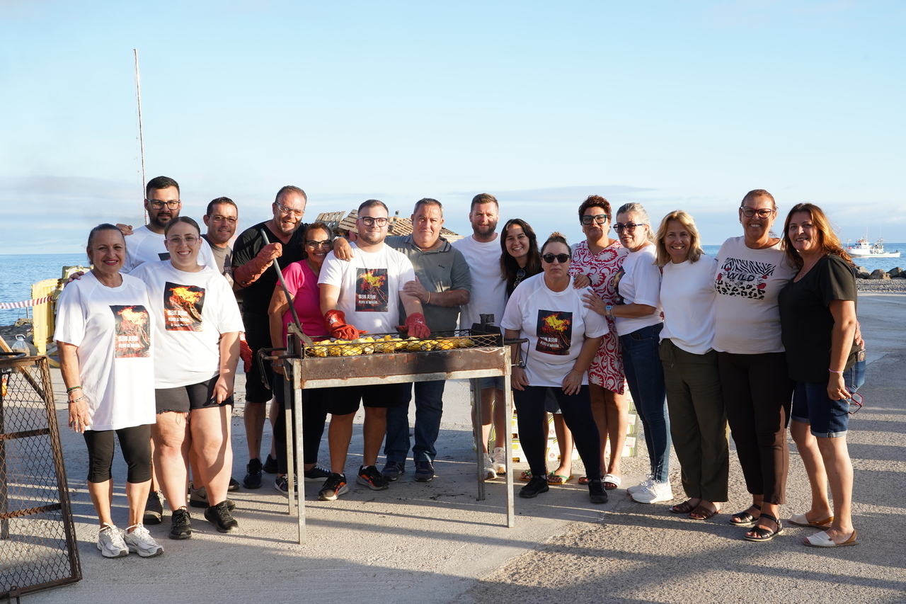 Playa de Mogán celebra San Juan entre tradición, fuego y legado astronómico - 001