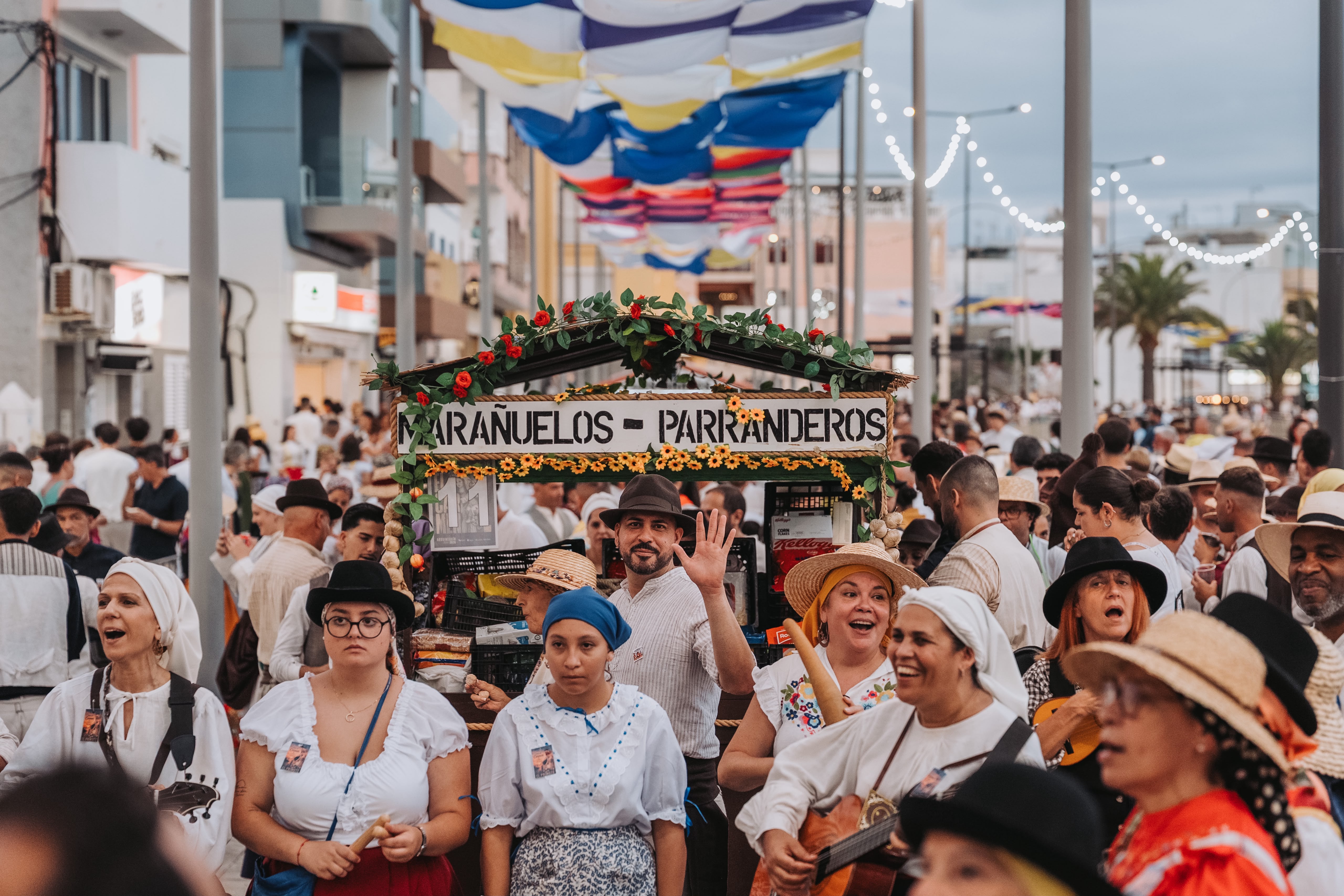 Arguineguín vuelve a rendirse a la Virgen del Carmen con una multitudinaria Romería-Ofrenda - 002