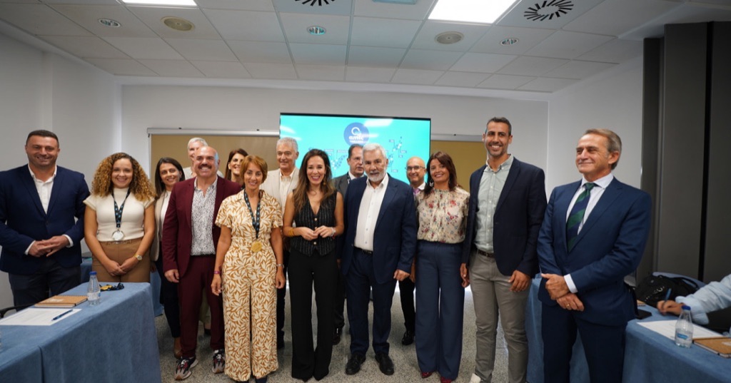 Jéssica de León, en su primera reunión con la AMTC, reconoce a la entidad como “interlocutor necesario” para el desarrollo del sector