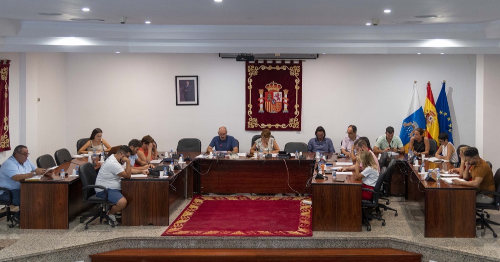Mogán solicita al Cabildo que incremente la partida del Plan de Cooperación con los Ayuntamientos 2024-2027