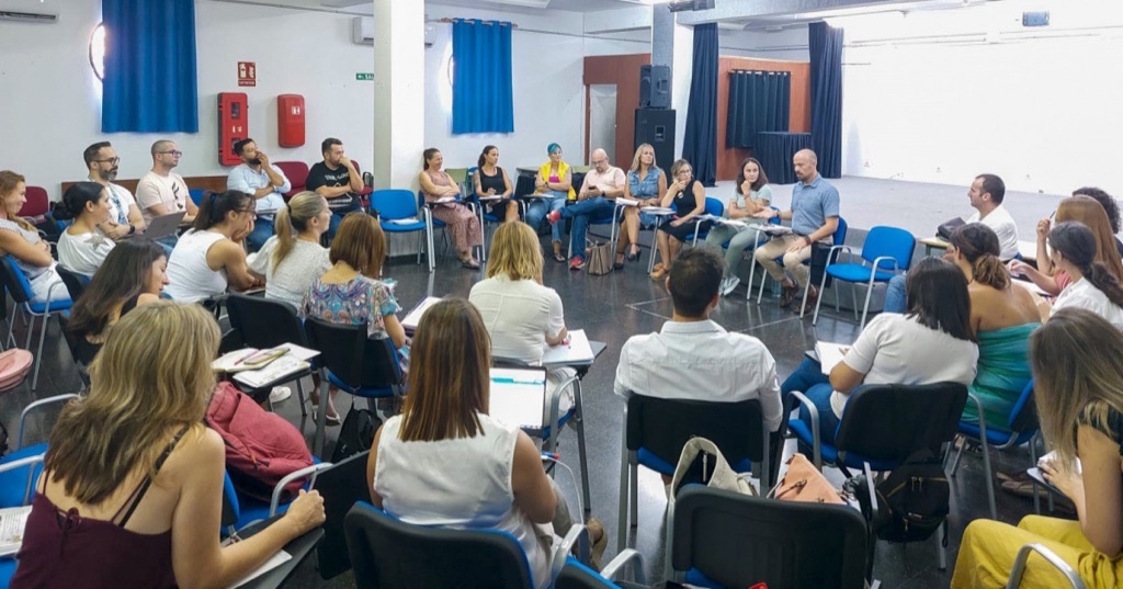 El Ayuntamiento de Mogán propone nuevas actividades para el alumnado en el  Consejo Escolar Municipal