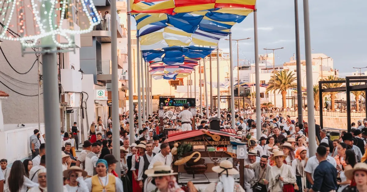 Arguineguín vuelve a rendirse a la Virgen del Carmen con una multitudinaria Romería-Ofrenda